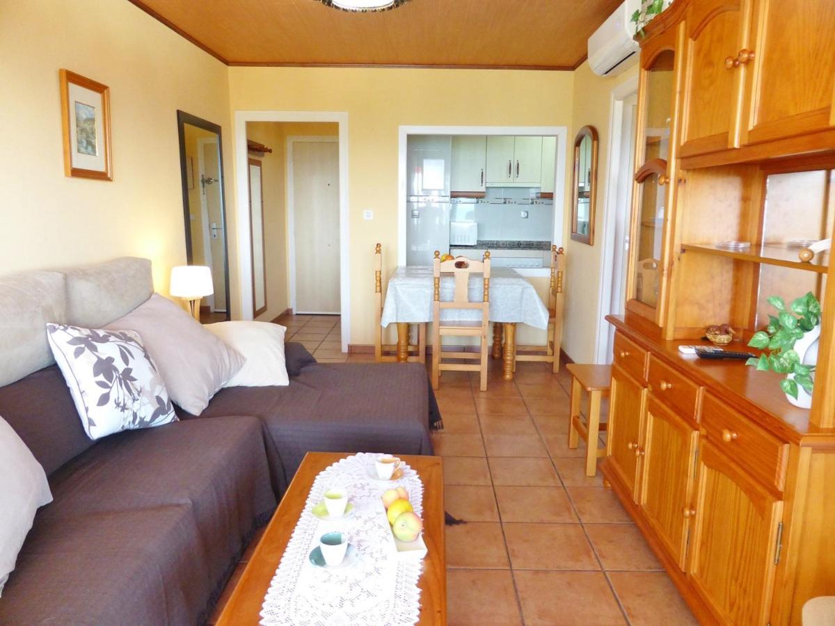 סאלו Apartamentos Cye 009 Punta Del Cavall מראה חיצוני תמונה
