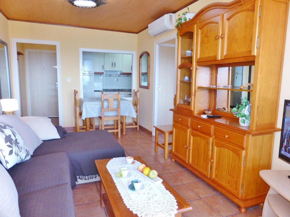 סאלו Apartamentos Cye 009 Punta Del Cavall מראה חיצוני תמונה